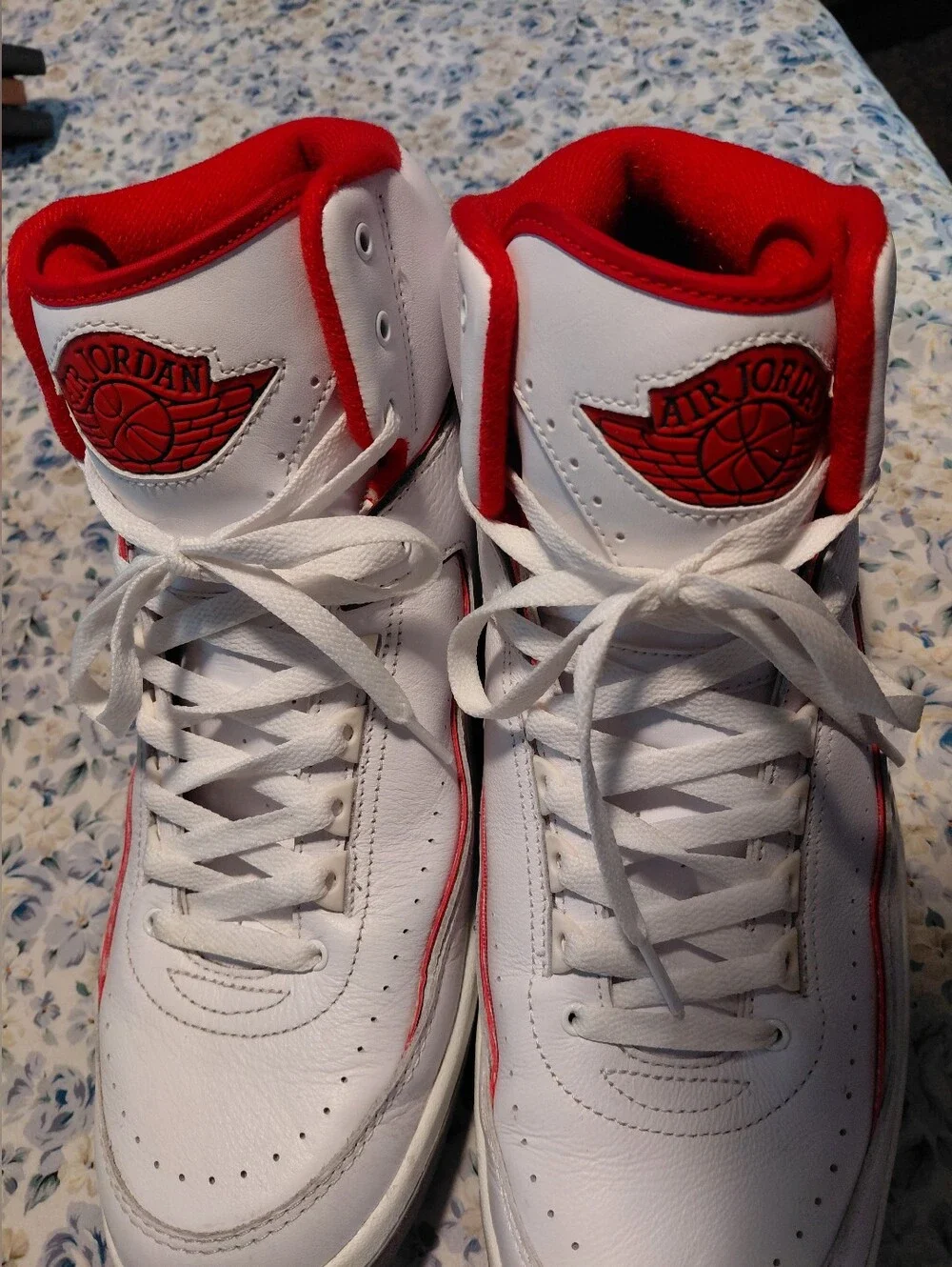 Nike Air Jordan 2 Retro Countdown Pack 2008 Size 13 Men’s 308308-162 White Red